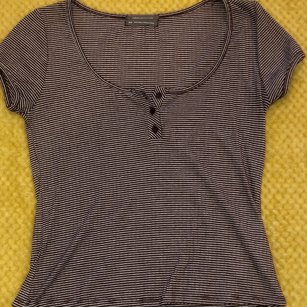 Urban outfitters, crop top size medium